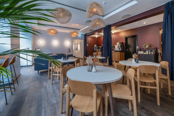Motel One Copenhagen image 2